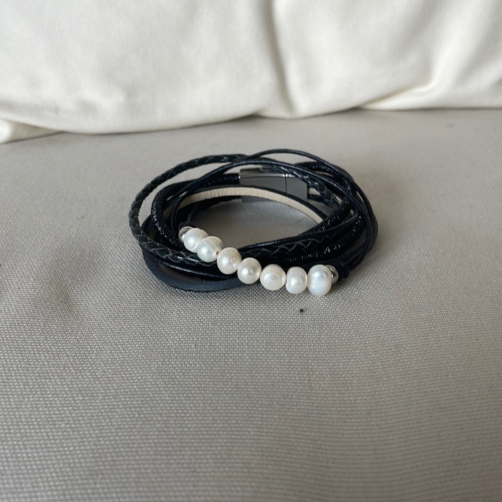 Black leather wrap bracelet with pearls